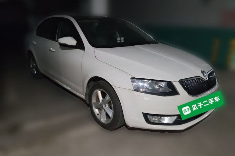Used Skoda Octavia 2015 1.6L Automatic Yijun Edition
