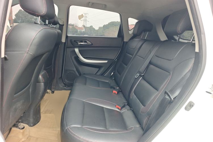 Used Changan CS35 2016 1.6L Manual Luxury Model China V Standard
