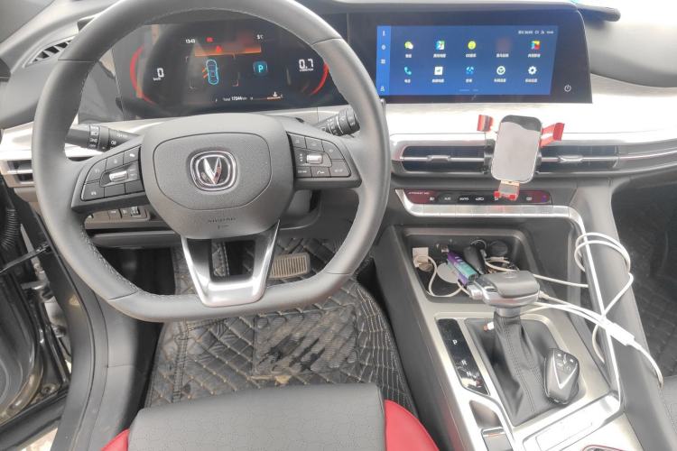 Used CHANGAN CS35PLUS 2021 Blue Whale NE 1.4T DCT Prestige Model
