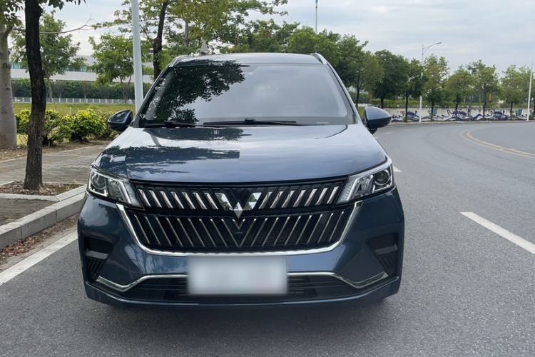 Used Wuling Jiachen 2022 1.5T Manual Light Enjoyment Dynamic Version
