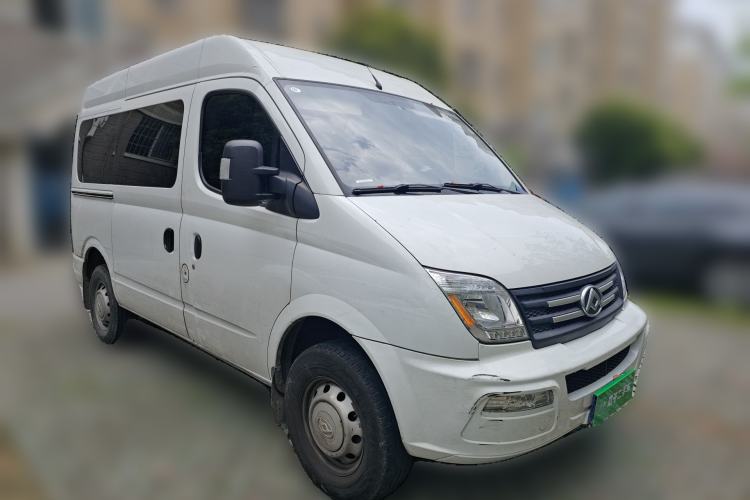 Used SAIC MAXUS Xintu V80  Front Right 45 Deg