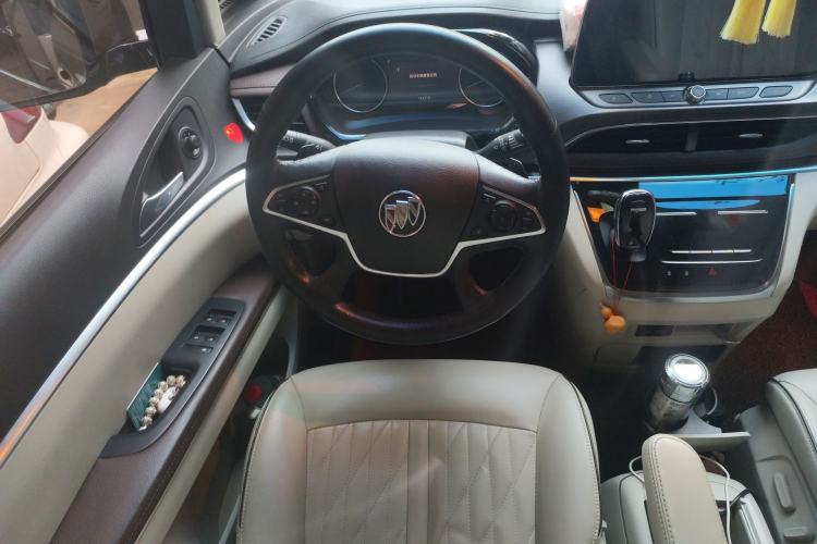 Used Buick GL8 2022 Land Business Class 652T Smart Deluxe Model Steering Wheel