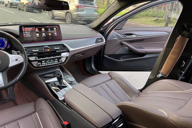 Used BMW 5 Series 2023 530Li Luxury Edition M Sport Package