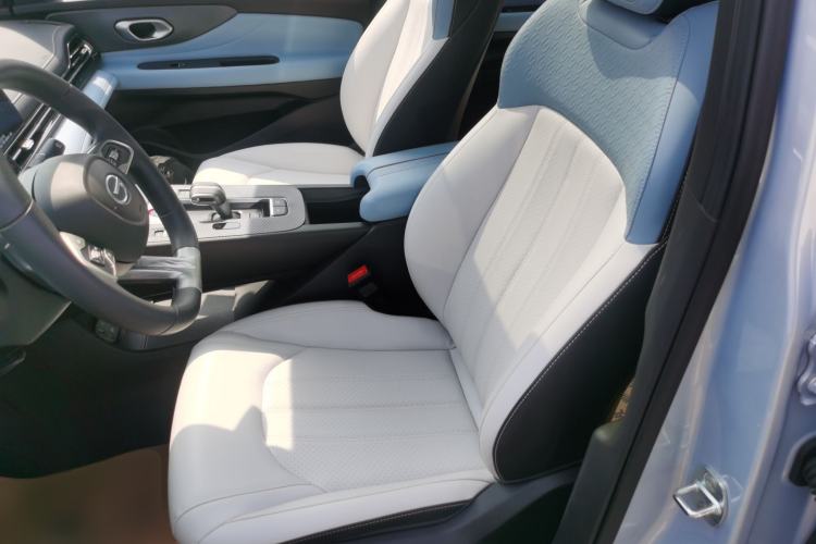 Used GAC Trumpchi EMPOW 2023 Shadow Leopard H High-Energy Hybrid Edition
