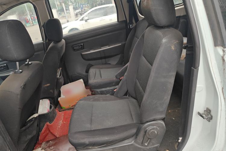 Used Dongfeng Fengon 330 2014 1.5L Manual Standard Edition DK15-02 Left Rear Seat