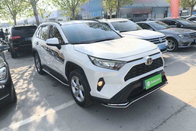 Used Toyota RAV4 2020 2.0L CVT Two-Wheel Drive Fashion PLUS Edition