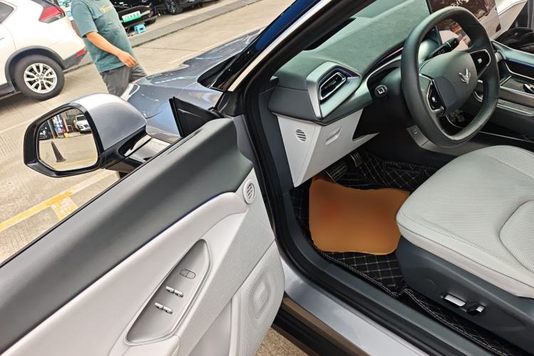 Used ARCFOX Alpha S5 2024 560MAX 185kW Driver Seat