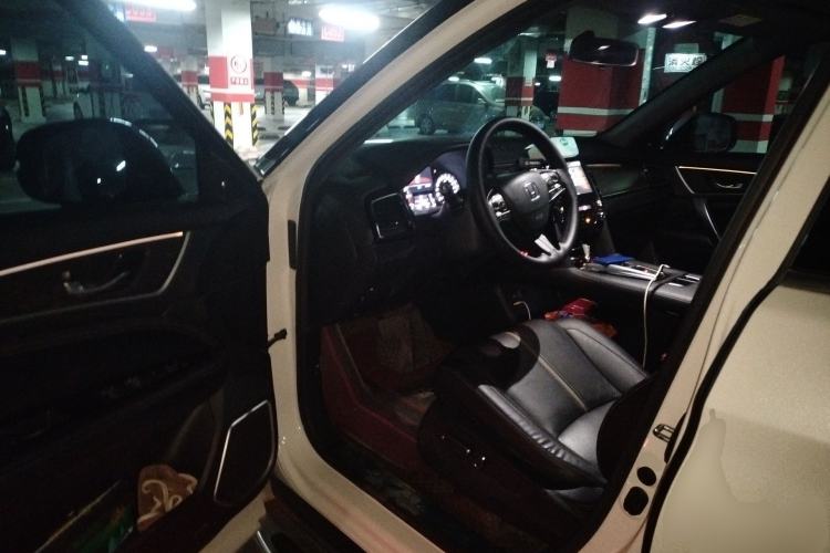 Used Honda UR-V 2020 370TURBO Two-Wheel Drive Luxury Edition
