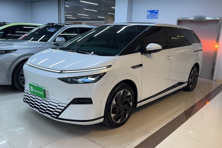 Used XPeng X9 2024 702 Ultra-Long Range Max