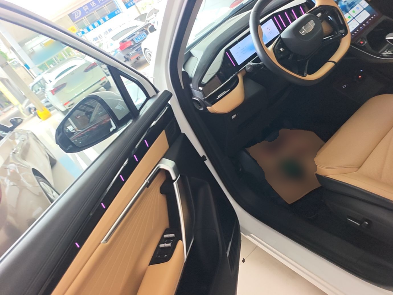 Geely Auto FX11 2023 1.5TD DCT Prestige Edition — снимка 18