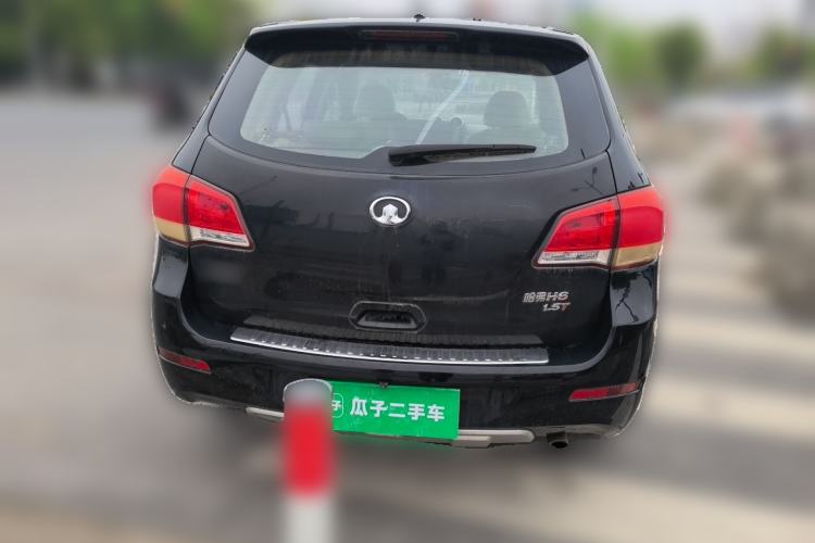 Used Haval H6 2013 Upgraded Model 1.5T Manual Two-Wheel Drive Urban Version Rear