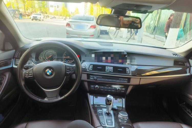 Used BMW 5 Series 2014 525Li Luxury Design Package
