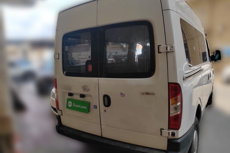 Used SAIC MAXUS Xintu V80 2019 2.5T Classic Edition 6-Speed Manual – Aoyuntong Short Wheelbase Mid-Height Design 5/6 Seats Rear