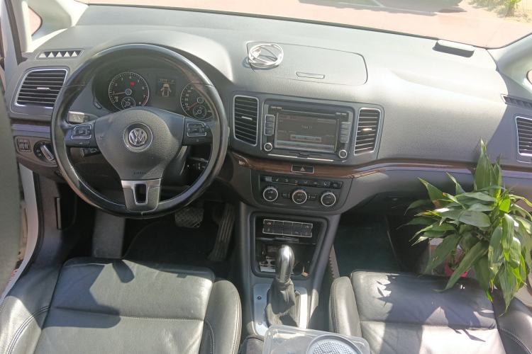 Used Volkswagen Sharan 2013 1.8TSI Comfort Model Euro IV
