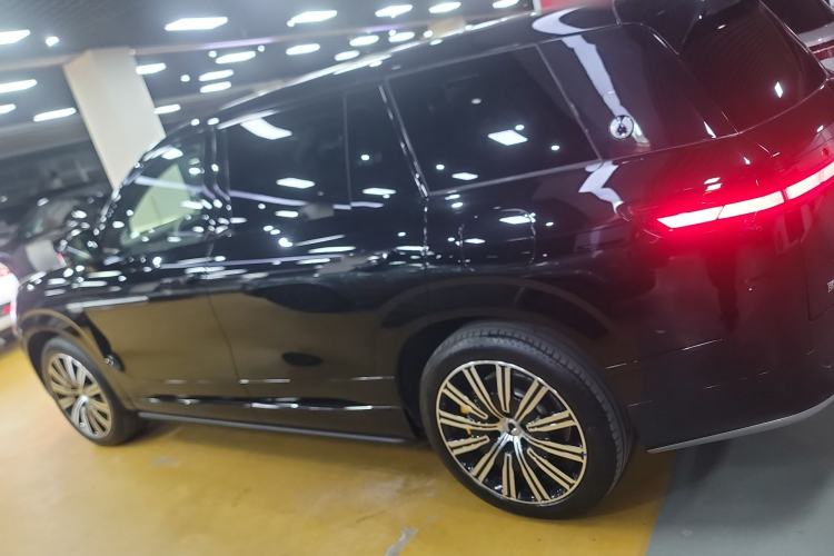 Used Denza N9 2025 Prestige Version
