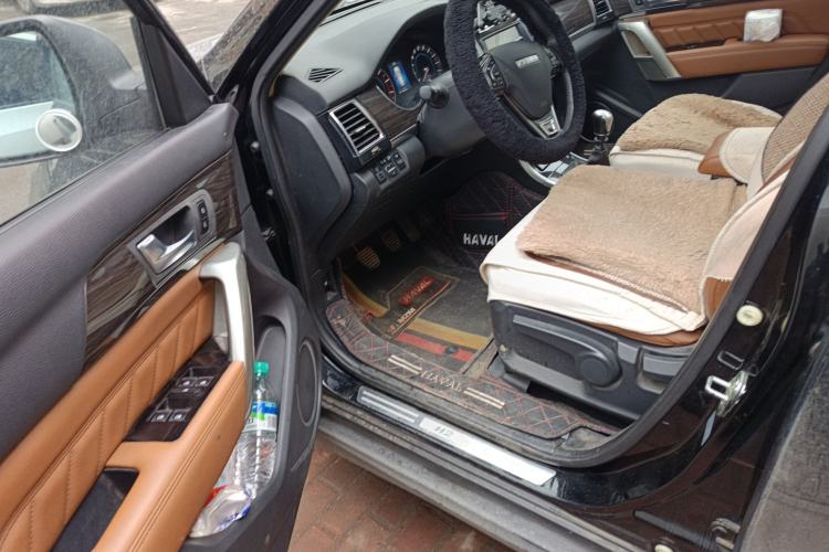 Used Haval H2 2016 Red-Label 1.5T Manual Two-Wheel Drive Luxury Model