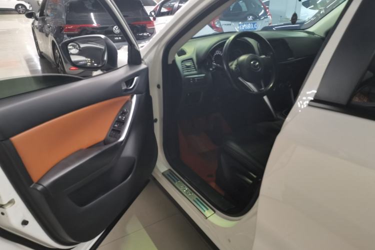 Used Mazda CX-5 2015 2.0L Manual Two-Wheel Drive Comfort Version Driver Seat