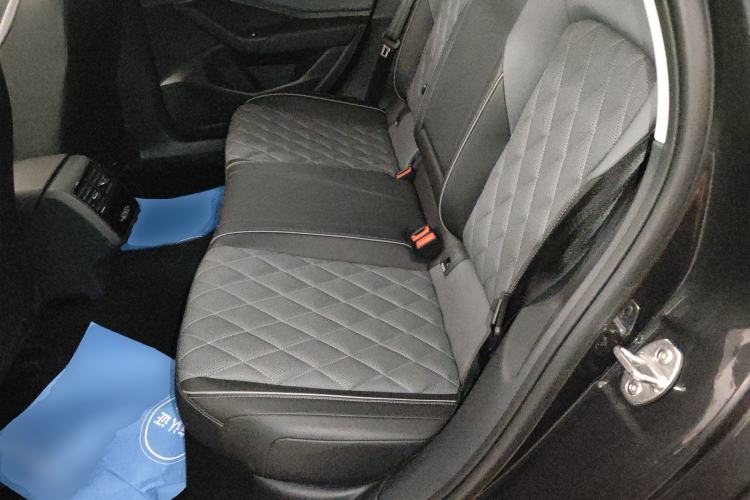 Used Volkswagen Sagitar 2025 300TSI DSG Excellence Edition Left Rear Seat