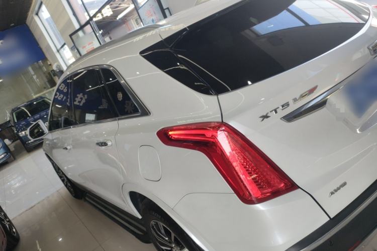 Used Cadillac XT5 2018 28E Four-Wheel Drive Tech Version
