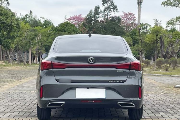 Used CHANGAN Eado 2023 Changan Edition PLUS Blue Whale NE 1.4T GDI DCT Prestige Version
