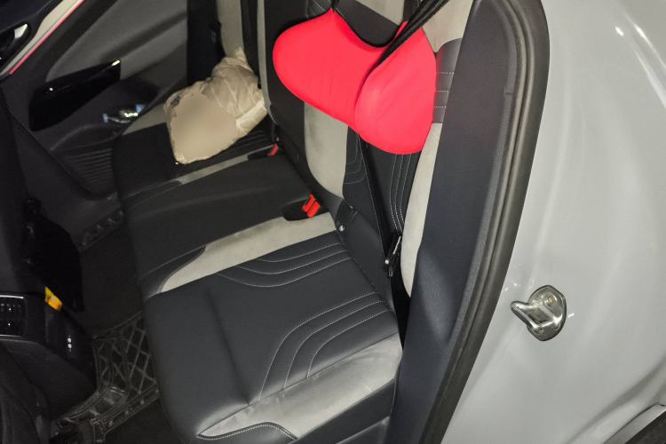 Used Volkswagen ID.4 CROZZ 2021 Long-Range PRO Two-Wheel Drive Version
