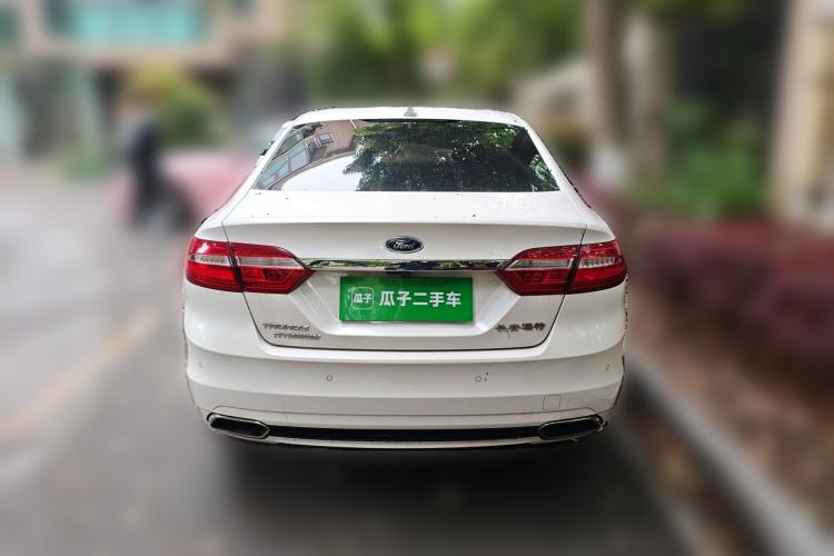 Used Ford Taurus 2017 EcoBoost 245 Flagship Model Rear