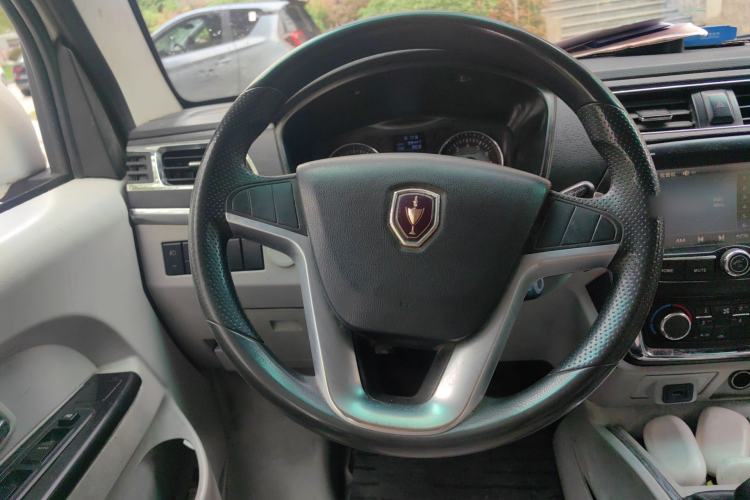 Used Jinbei New Hiace X30L 2021 1.5L Business Central Air-Conditioned Coach China VI Standard SWC15M Steering Wheel