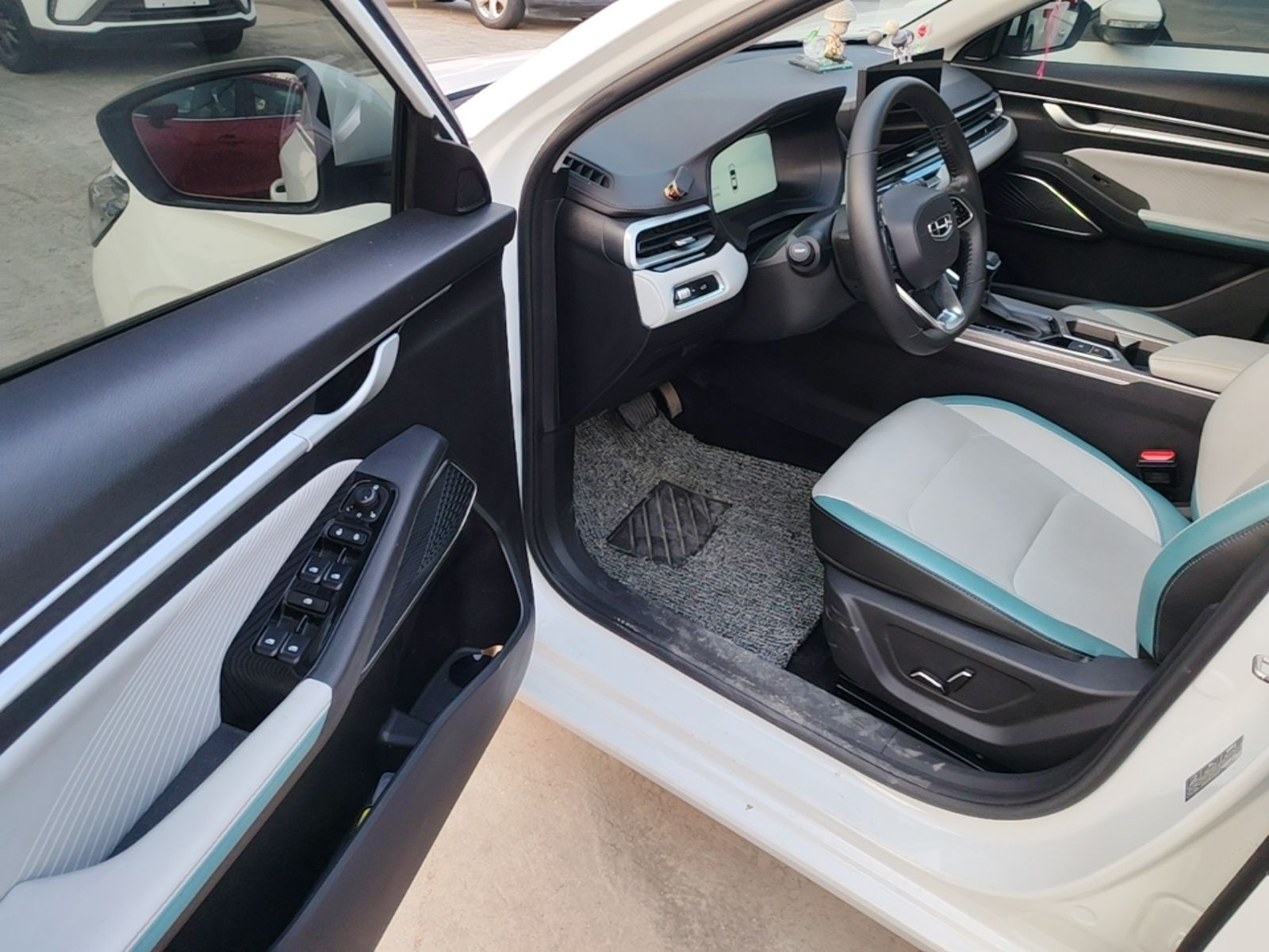 Geely Auto Emgrand 2023 4th Generation Champion Edition 1.5L CVT Flagship Model — снимка 18