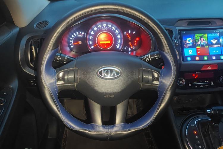 Used Kia Sportage R 2011 2.0L Automatic Two-Wheel Drive Premium Edition Steering Wheel