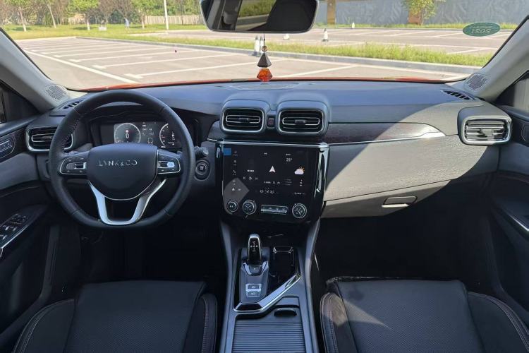 Used Lynk & Co 02 2019 High-Energy Edition 2.0T Automatic Two-Wheel Drive Pro Version China VI Standard