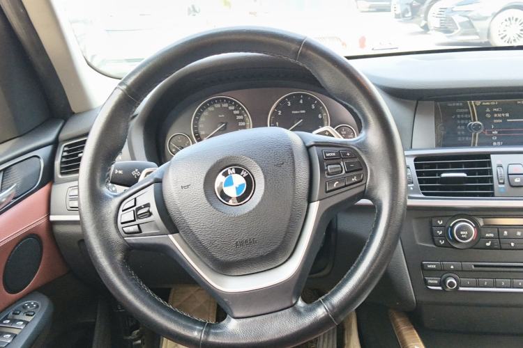 Used BMW X3 2013 xDrive35i Luxury Model Steering Wheel