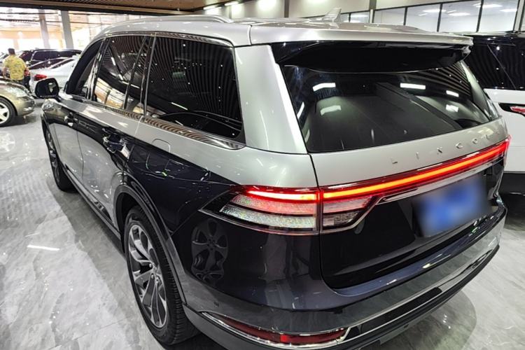 Used Lincoln Aviator 2020 3.0T V6 All-Wheel Drive Executive Version
