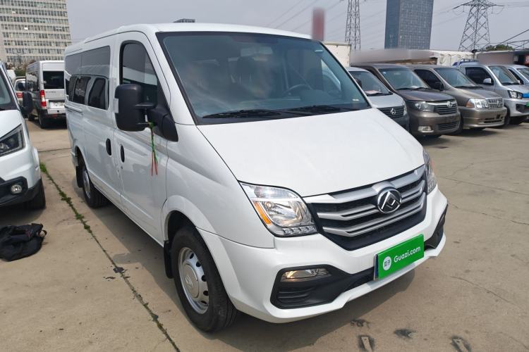 Used SAIC MAXUS Xintu V80 2023 2.0T Manual Classic Aoyuntong Short Wheelbase Ultra-Low Roof 5/6-Seater
