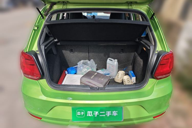 Used Volkswagen Polo 2014 1.6L Automatic Luxury Edition Trunk