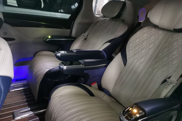 Used Buick GL8 2020 ES Land Cruiser 653T Comfort Edition Left Rear Seat