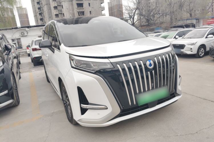 Used Denza D9 2022 EV 600 Four-Wheel Drive Flagship Model
