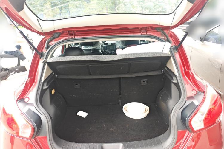 Used Nissan Tiida 2014 1.6L CVT Comfort Model Trunk