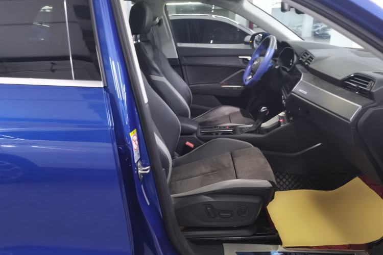 Used Audi Q3 2021 35 TFSI Fashion Dynamic Model