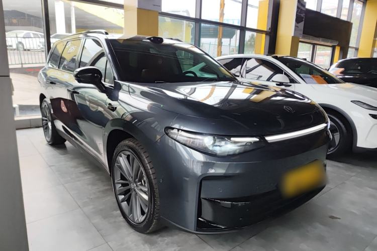 Used Leapmotor C16 2026 Extended-Range 280 LiDAR Zhizun Edition 6 Seats Front Right 45 Deg