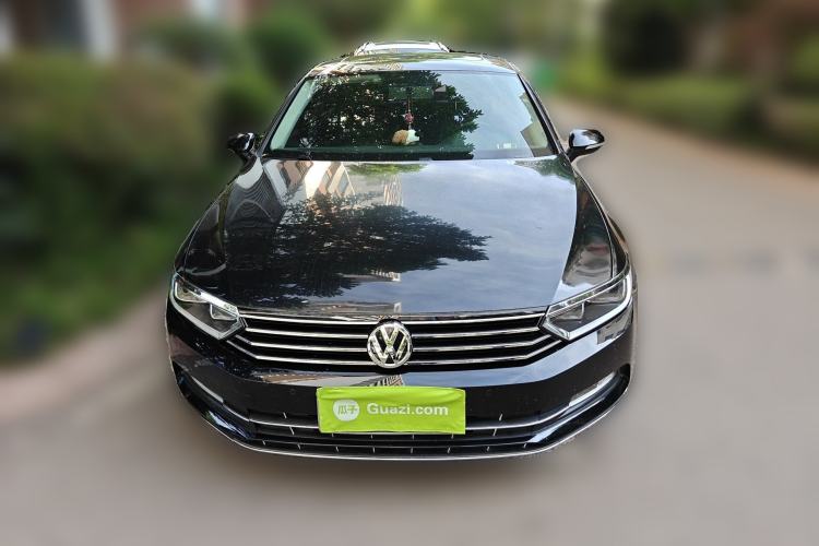 Used Volkswagen Magotan 2018 330TSI DSG Advanced Model
