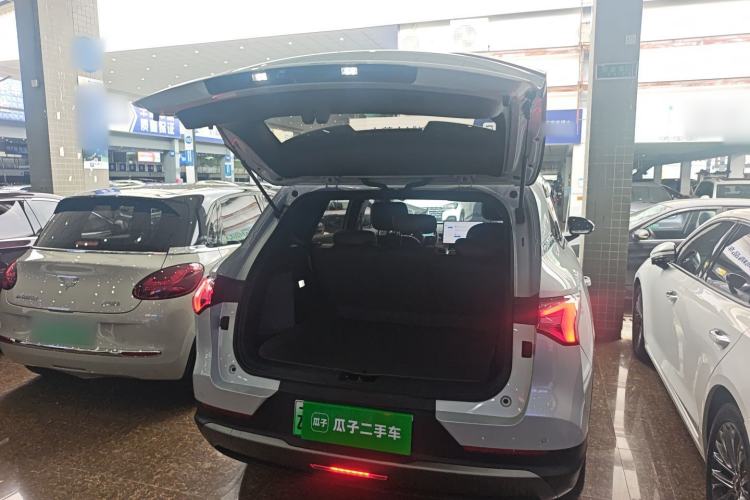 Used Wuling Xingguang S 2024 130km Flagship Version Trunk