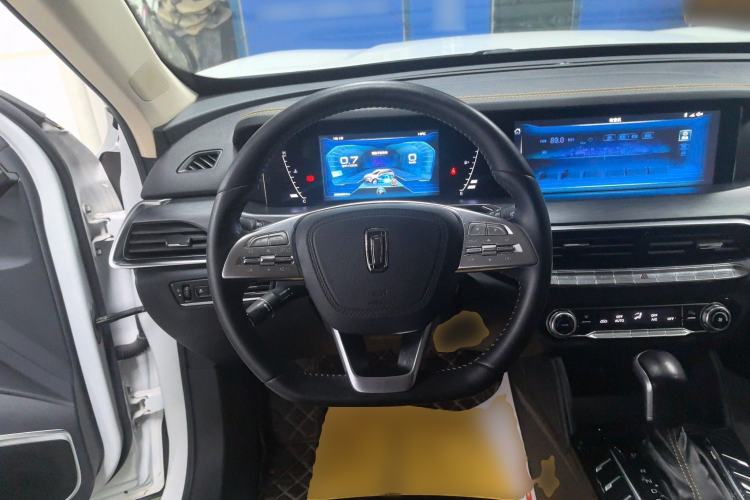 Used Bestune T77 2019 230 TID Automatic Luxury Version China VI Emission Standard
