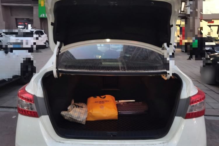 Used Nissan Sylphy 2014 1.6XV CVT Deluxe Edition
