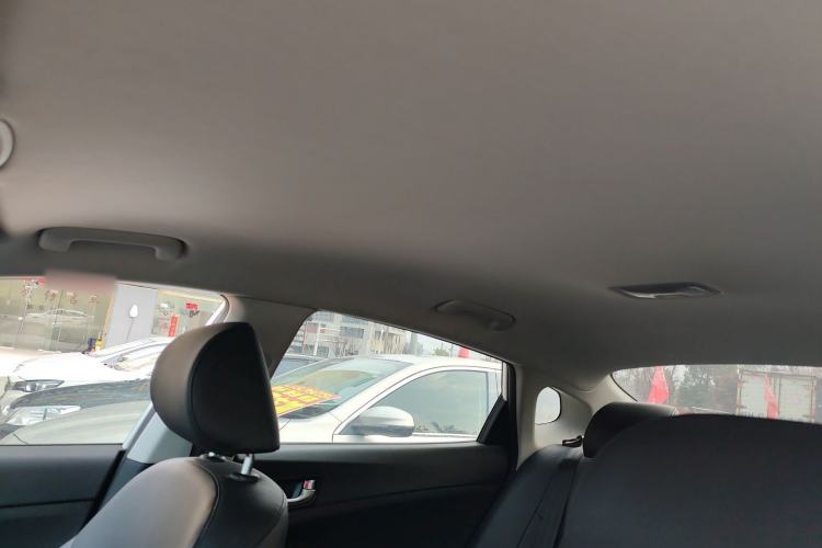 Used Kia K5 2016 1.6T Automatic GLS
