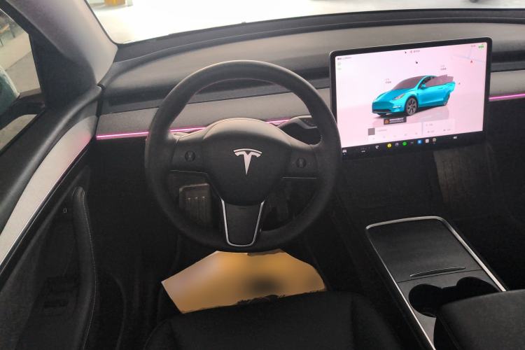 Used Tesla Model Y 2024 Long-Range All-Wheel-Drive Version
