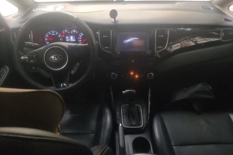 Used Kia Carens 2013 2.0L 7-Seater Automatic Comfort Edition China V Standard
