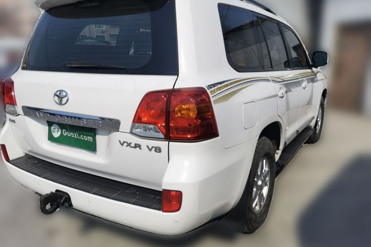 Used Toyota Land Cruiser 2012 4.0L Automatic VX
