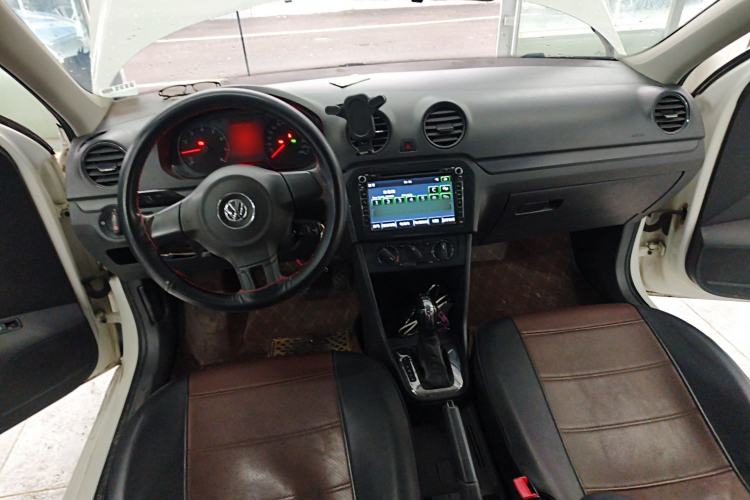 Used Volkswagen Jetta 2015 Value Edition 1.6L Automatic Fashion Version
