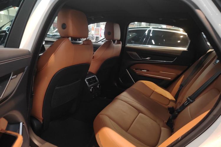 Used Jaguar XFL 2024 2.0T P300 Four-Wheel Drive Flagship Sport Gold Edition