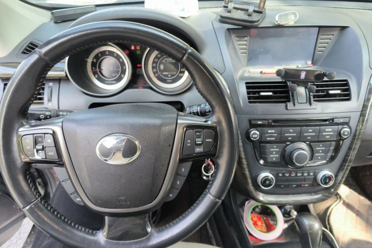 Used Bestune X80 2015 2.0L automatic comfort version